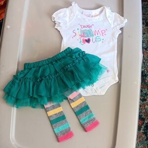 Truly Scrumptious 3 piece outfit